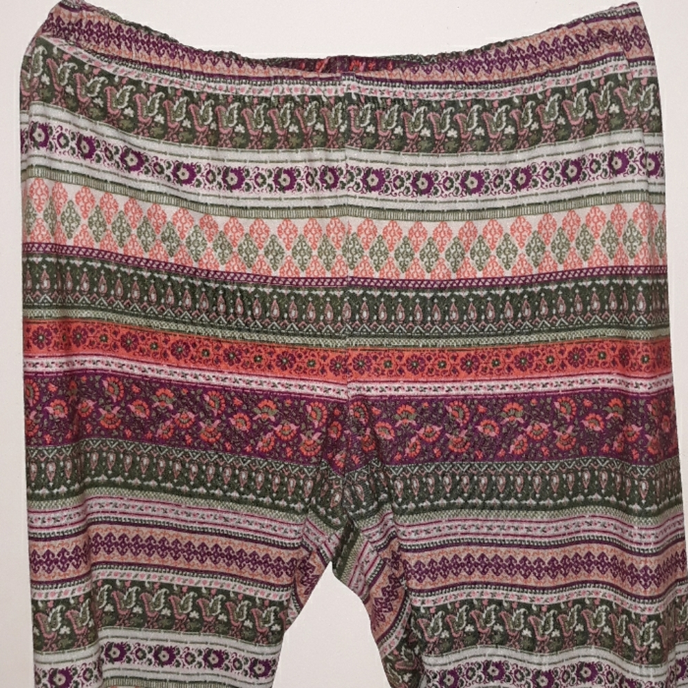 Patterned leggings